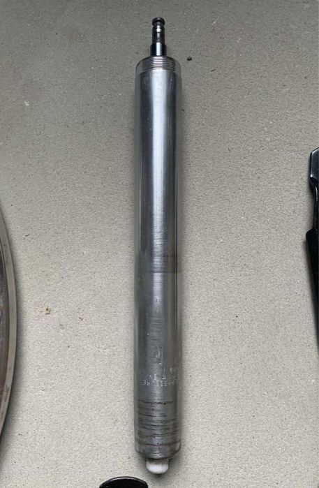 Запчасти для офисных кресел (ролики, газлифт, пиастра с рычагом)