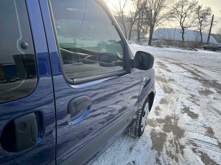 Продам авто Renault