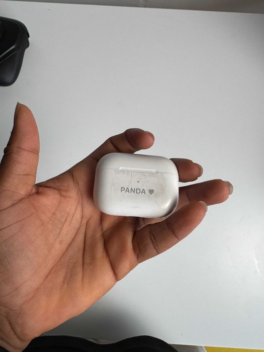 AirPods Pro 2 com gravação da Apple