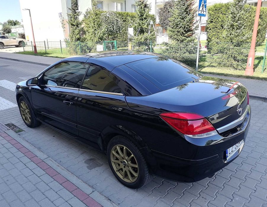 Opel Astra H Twin Top