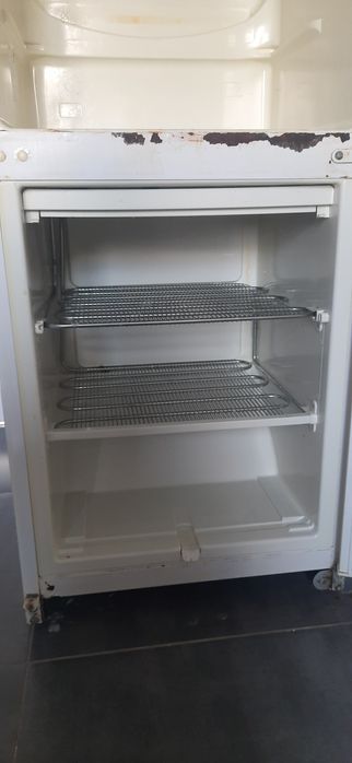 Продам холодильник.