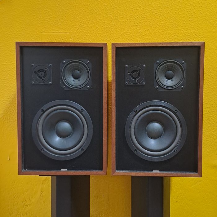 Colunas Quadral IR120E