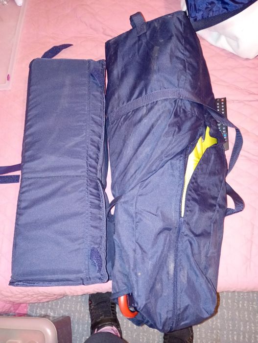 Cama de bebé, cama de viagem bebé e carrinho de passeio