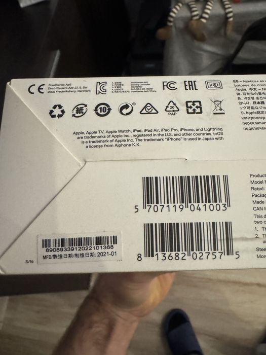 Steelseries Nimbus+ - nowy, nieuzywany