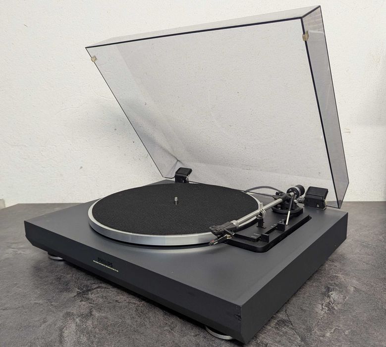 Програвач платівок Philips FP 930. Ortofon.