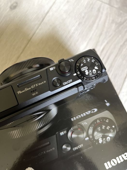 Новий/внаявності/Canon PowerShot G7X Mark III black