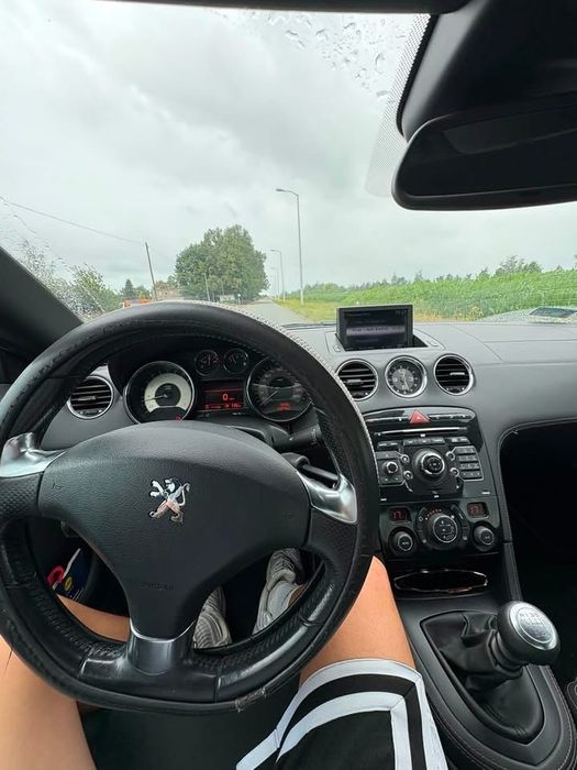 Samochód Peugeot RCZ