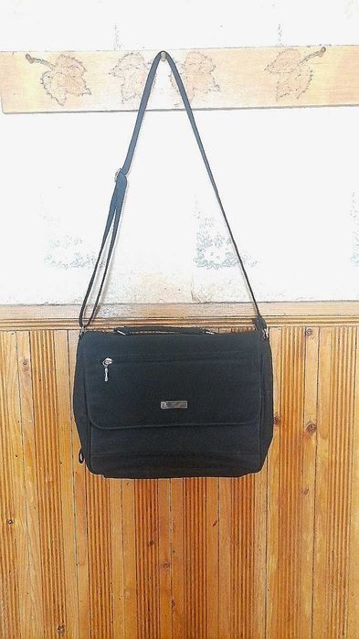 Сумка для ноутбука.