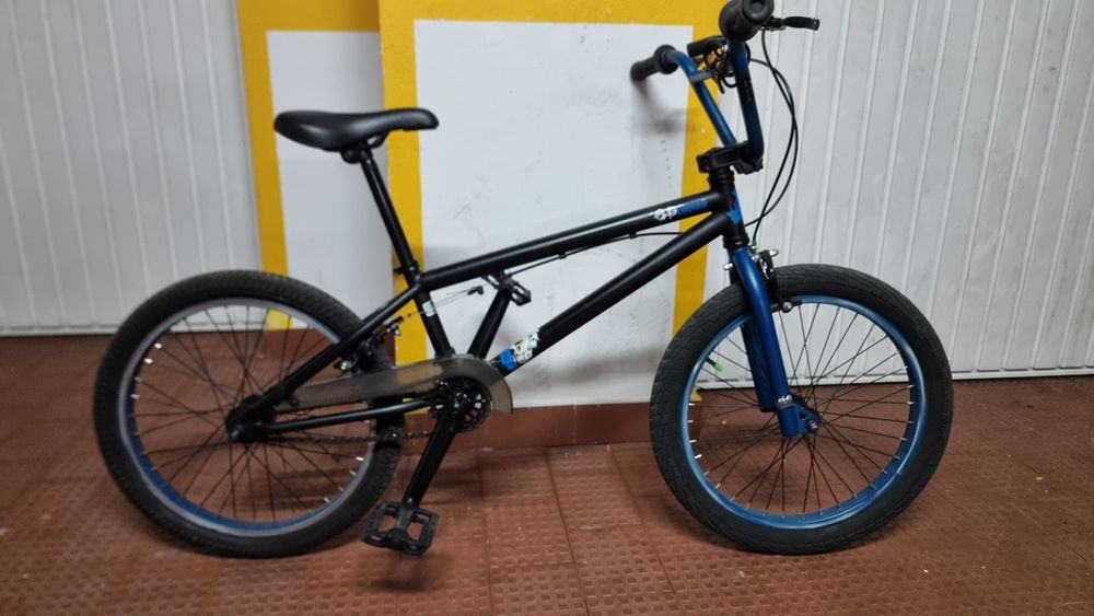 BMX Stolen Casino aceito troca por BTT tama S