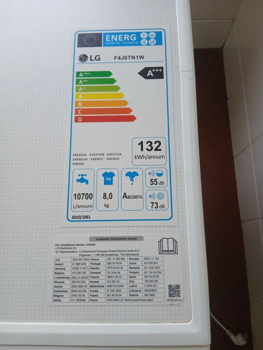 Máquina de lavar roupa LG 8kg Direct Drive