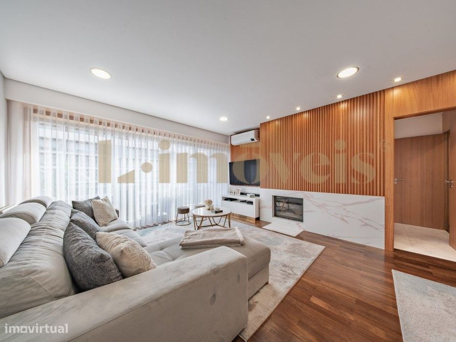 Apartamento T3, Mobilado E Equipado, No Fórum, Vizela.