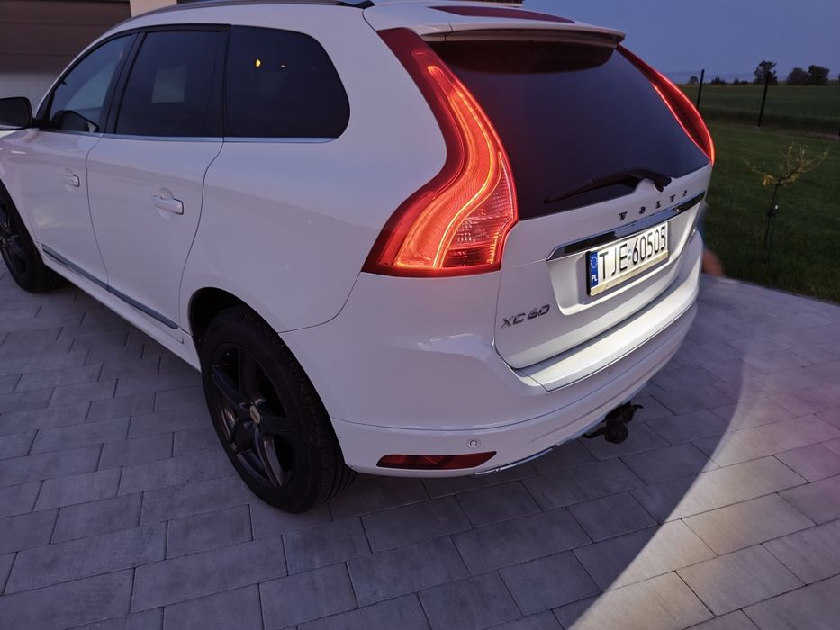 Volvo XC 60 2.4D5 AWD 2014r