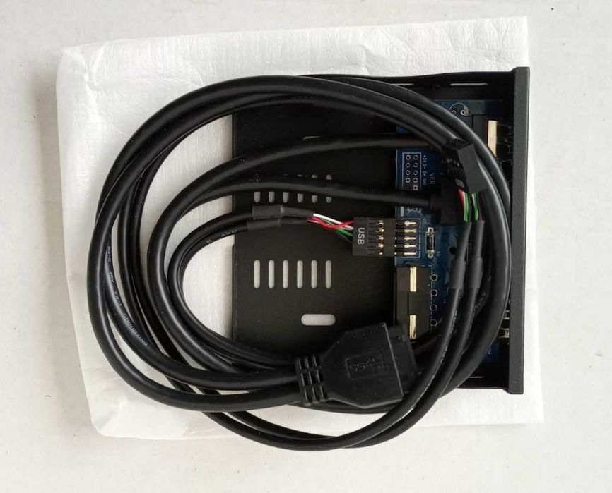USB передняя панель 3,5" для ПК порты USB 3.0 - 2 шт + USB 2.0 - 2 шт
