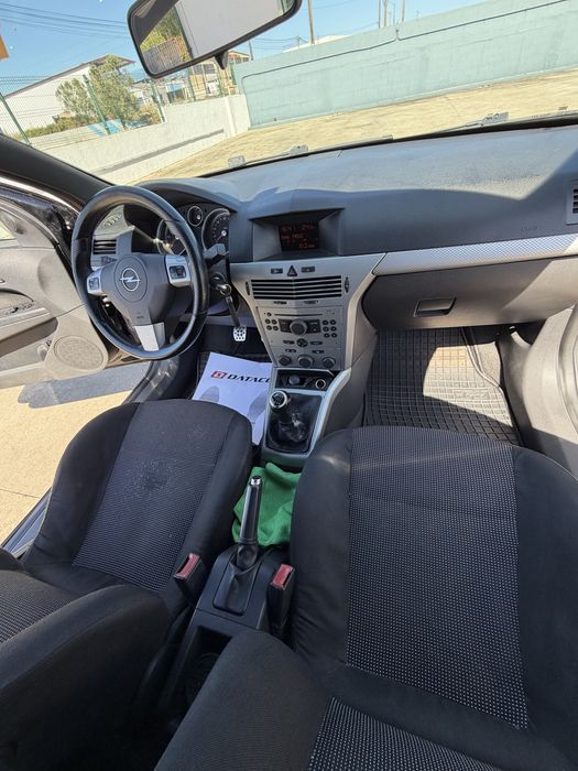 Opel astra gtc 1.9 150cv 2005