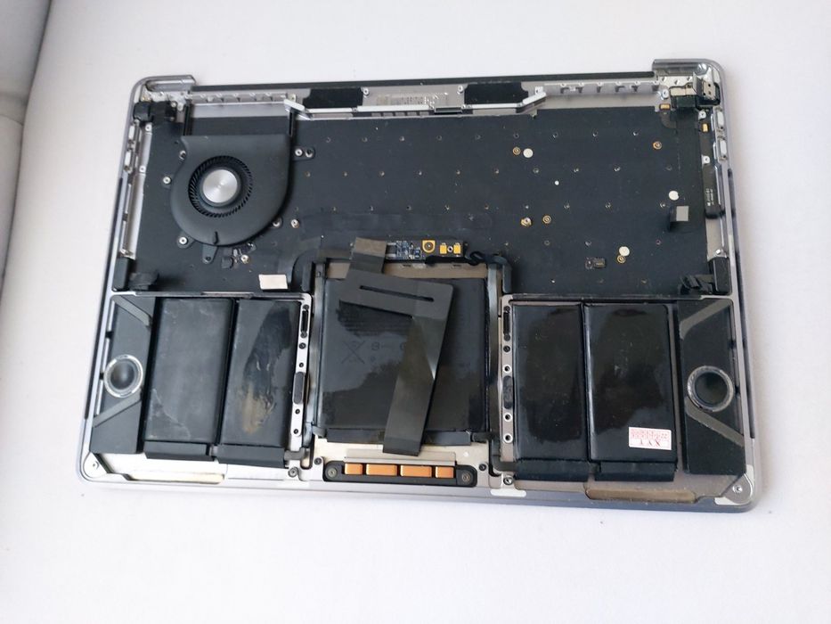 Клавіатура, топ кейс Mackbook Pro A1706,