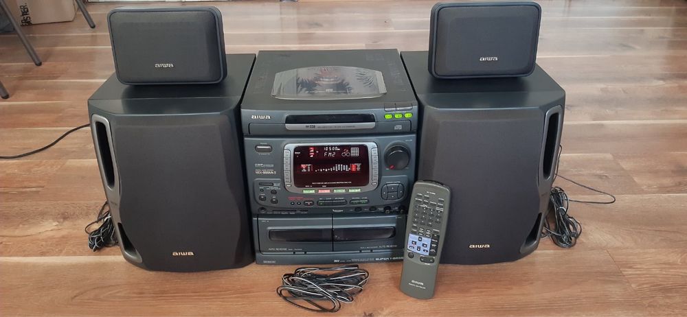 Музикальний центр айва 999мк2