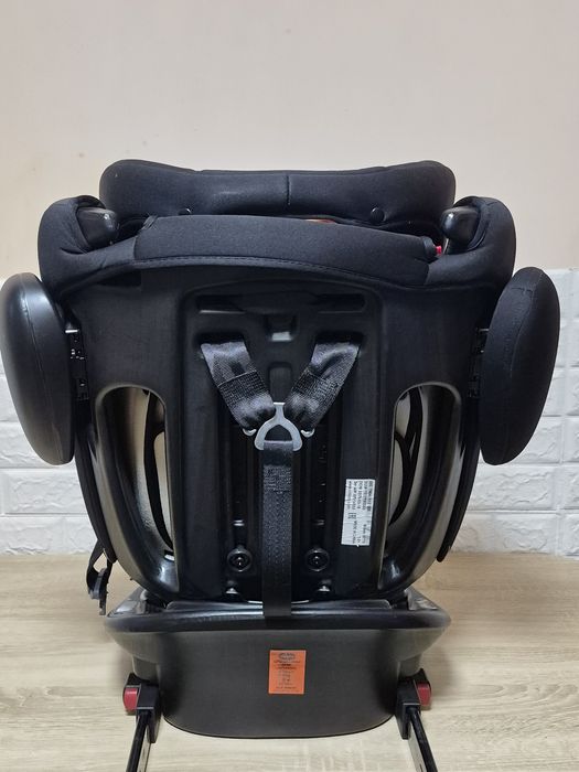 Крісло Chico, поворотна база, 0-6 років