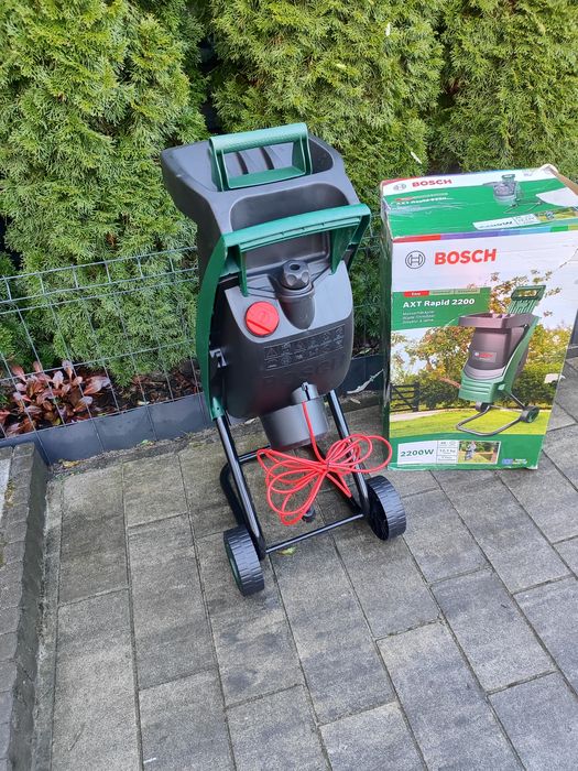 BOSCH AXT RAPID 2000 rozdrabniacz do gałęzi 2200W, 2024r