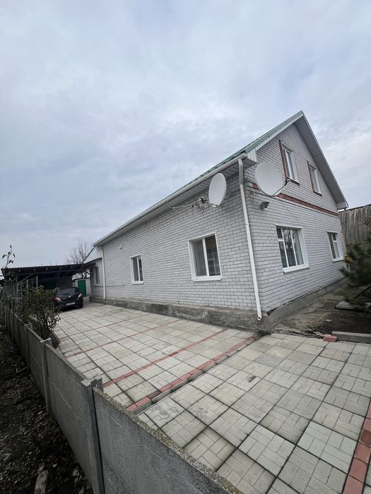 2-х поверховий будинок