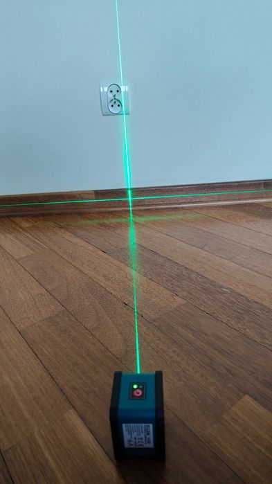 Laser krzyżowy zielony Hilda