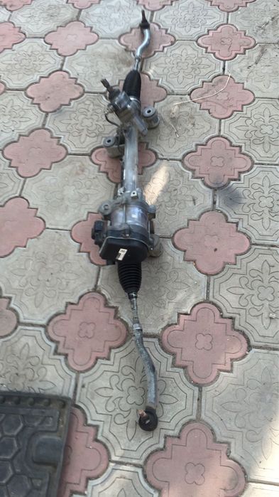 Продам рулевую рейку Toyota Camry70,RAV4,lexus es  2.5 бензин