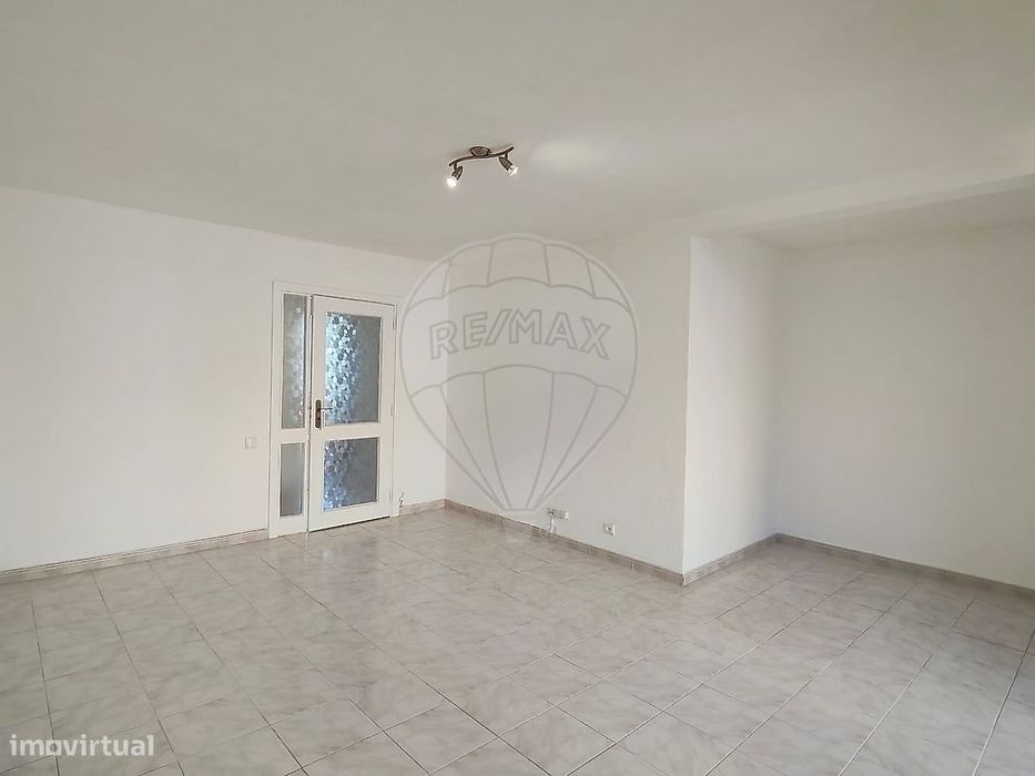 Apartamento T4 para venda