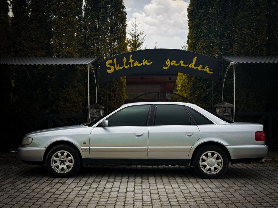 Audi A6C4 1997 рік