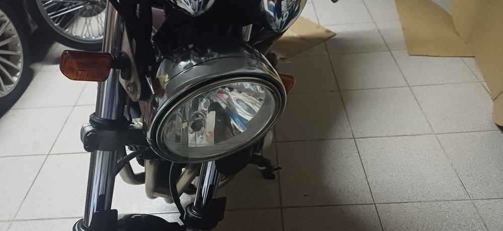 Suzuki bandit 600 de 2001  com 25kw