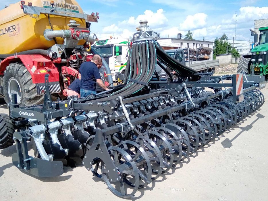 Aplikator do gnojowicy AGROLAND TSG