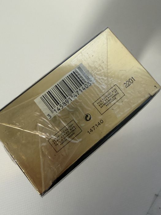 Тональний крем Chanel B10 B20