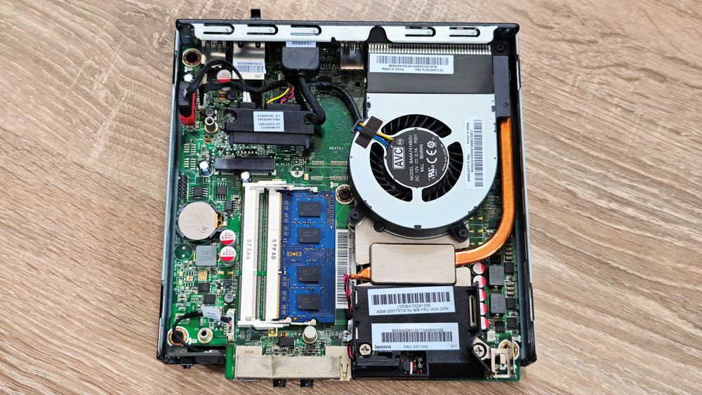 Lenovo ThinkCentre M83 Thin