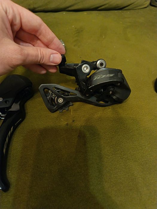 Mini grupa szosowa shimano 105 7100