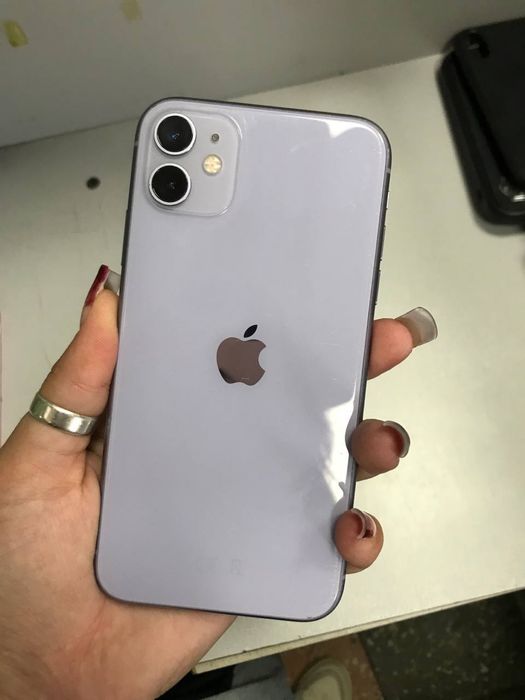 iPhone 11 на 64 гб