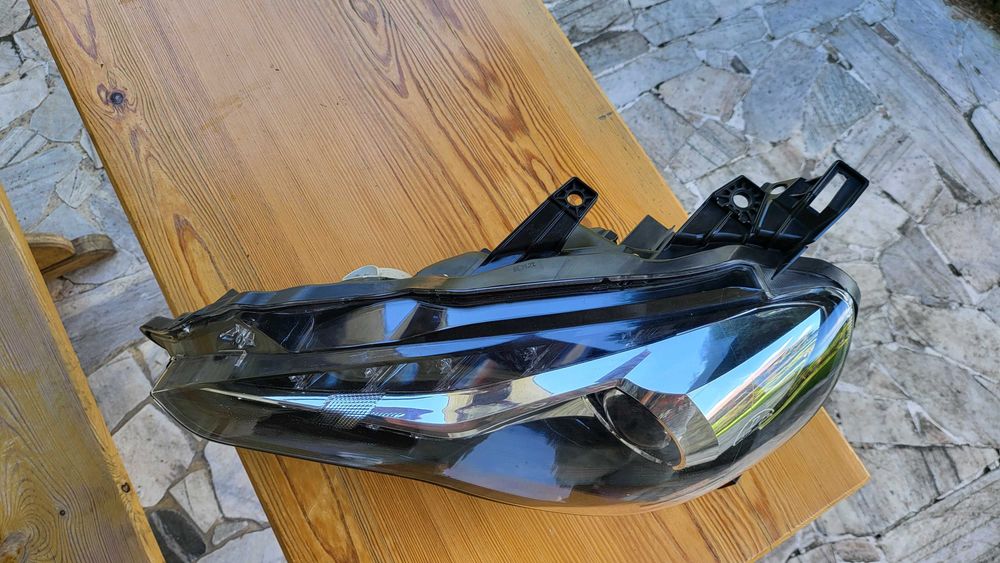 Lampa, reflektor lewy, prawy lift Toyota GT86