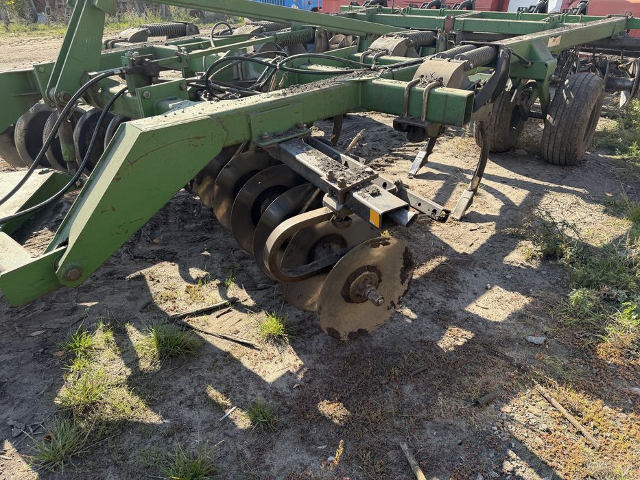 Глибокорозпушувач John Deere 510