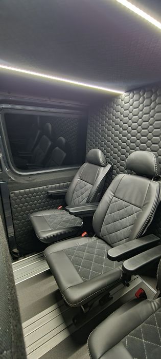 Zabudowa busa dodatkowe fotele montaż foteli do busa Sprinter Master