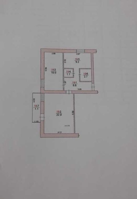Продаю двокімнатну квартиру у Центрі, по вул. Бедзая. Автономне опалення. Сертифікат