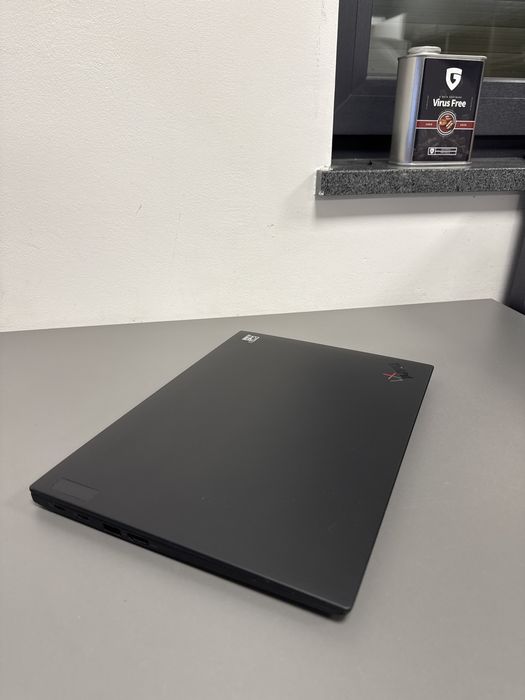 Lenovo ThinkPad X1 Carbon GEN 9 i7-1185G7 512GB 16GB FV