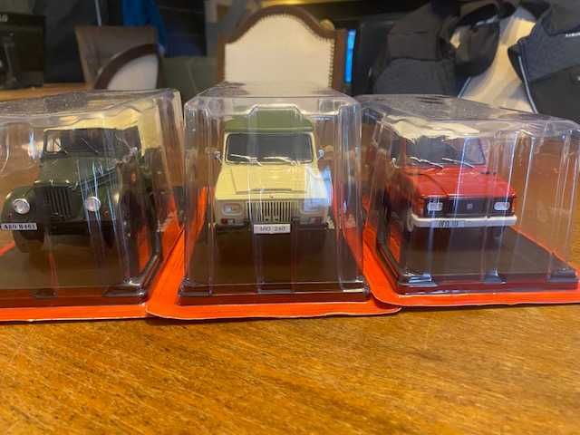 Rumuńskie ARO w zestawie