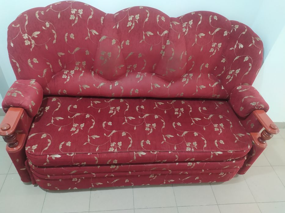 Продається диван. Довжина спального місця 190 см, ширина-150