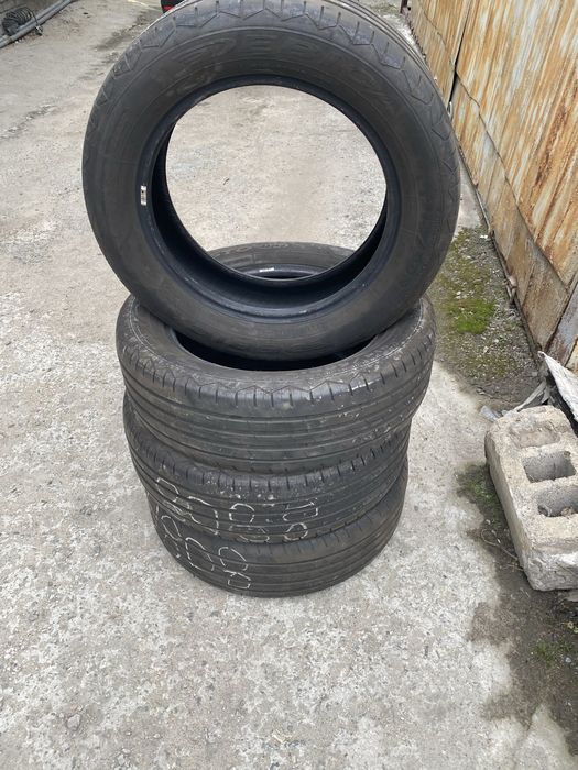 Резина 215/60R17 Debica