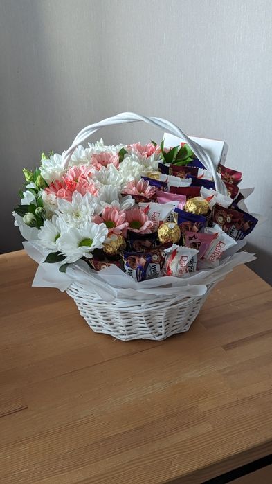 Солодкий букет із цукерок. Жіночий та чоловічий смачний подарук Київ
