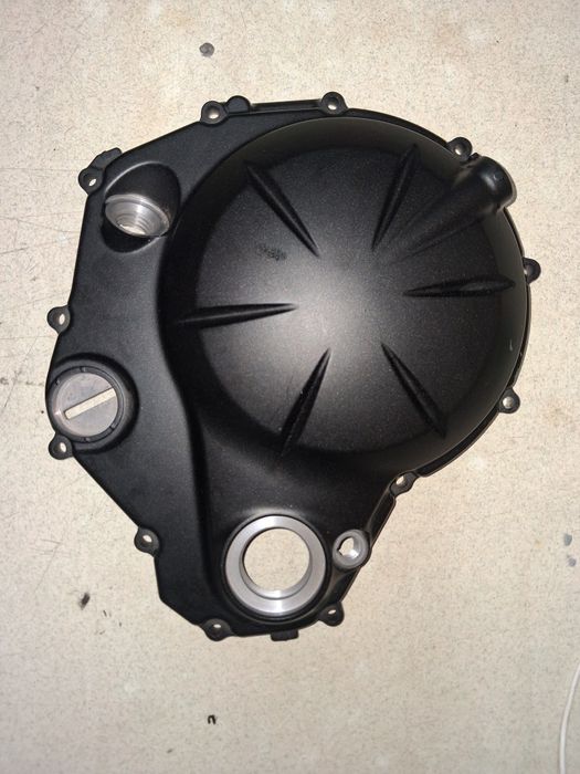 Pokrywa sprzęgła dekiel Kawasaki ER-6 ER6 VERSYS z650

DEKIEL POKRYWA SPRZĘGŁA KAWASAKI ER6 ER-6
