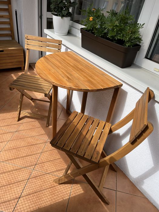 Drewniane meble balkonowe ogrodowe tarasowe krzesla i stół GoodHome Lyco