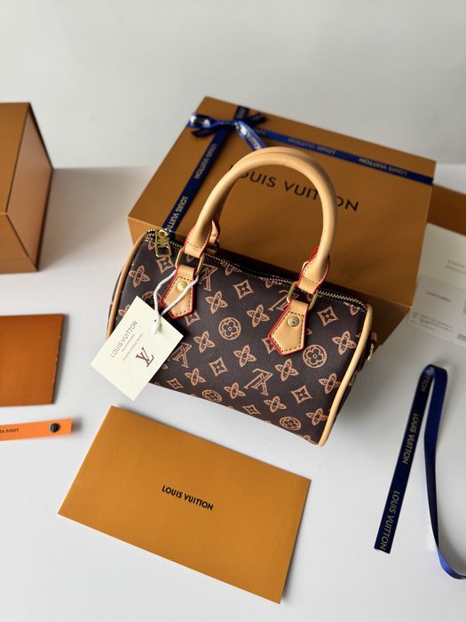 Сумка Louis Vuitton Speedy Bandouliere 20, жіноча сумка луі вітон спіді 20 см