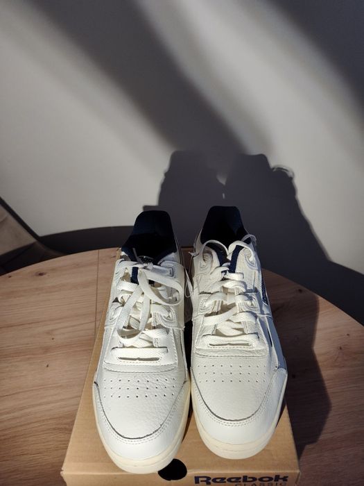 Buty Reebok DV9593 r. 37.5