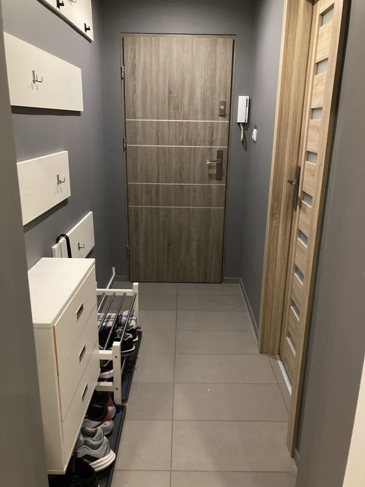 Do wynajęcia 4-pokojowe mieszkanie – 57 m², parter