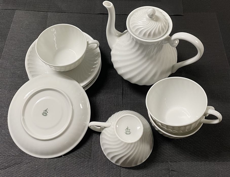 Conjunto de chá Vista Alegre modelo Sagres