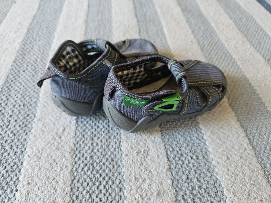 Kapcie cool club rozm 22 buty sandały