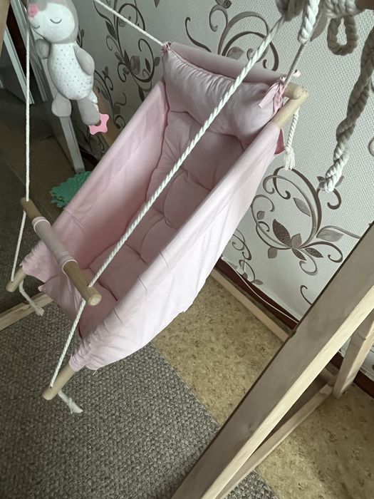 Гойдалка дитяча. Гойдалка зі стійкою.